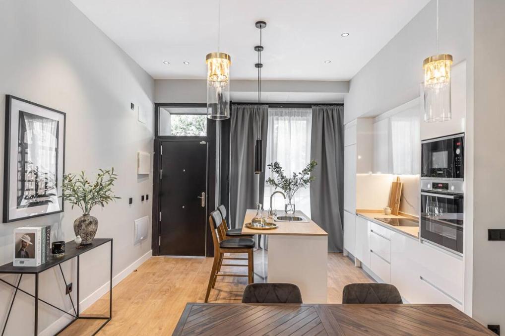 Appartement Totec Ventures à Madrid Extérieur photo